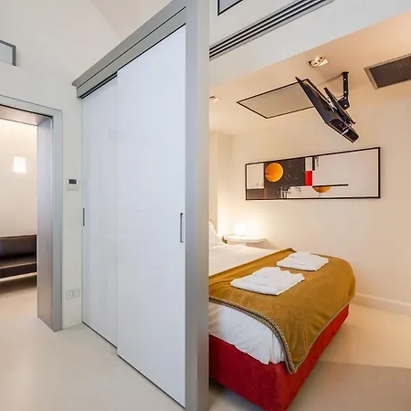 Mini-loft Just Steps From The Duomo Of Apartment Modena